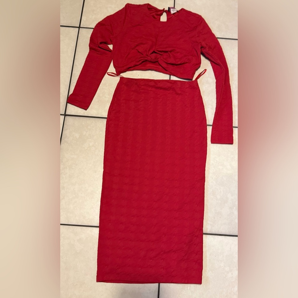 Hot Miami Styles Vibrant Red Skirt Set
